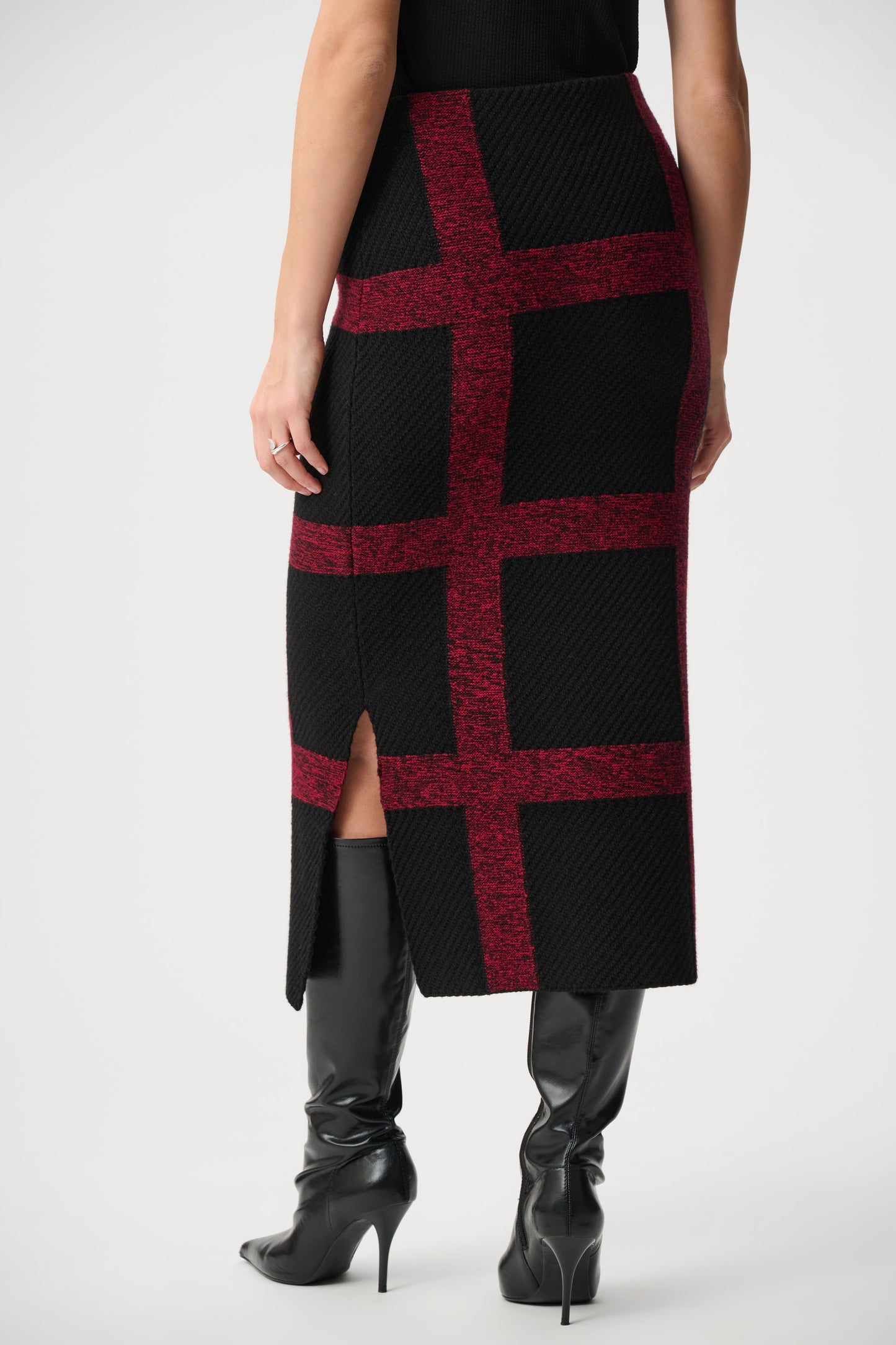 Falda lápiz diseño tartán negro y cereza oscura 263945
