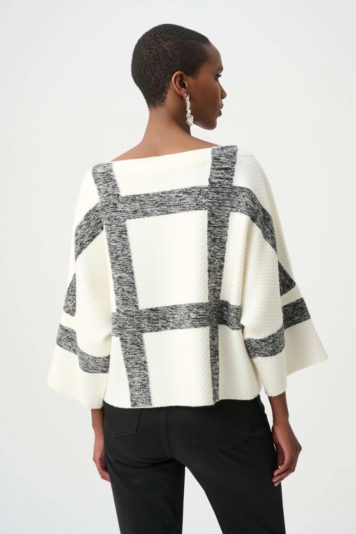 Jersey de cuello barco blanco con gris 263946