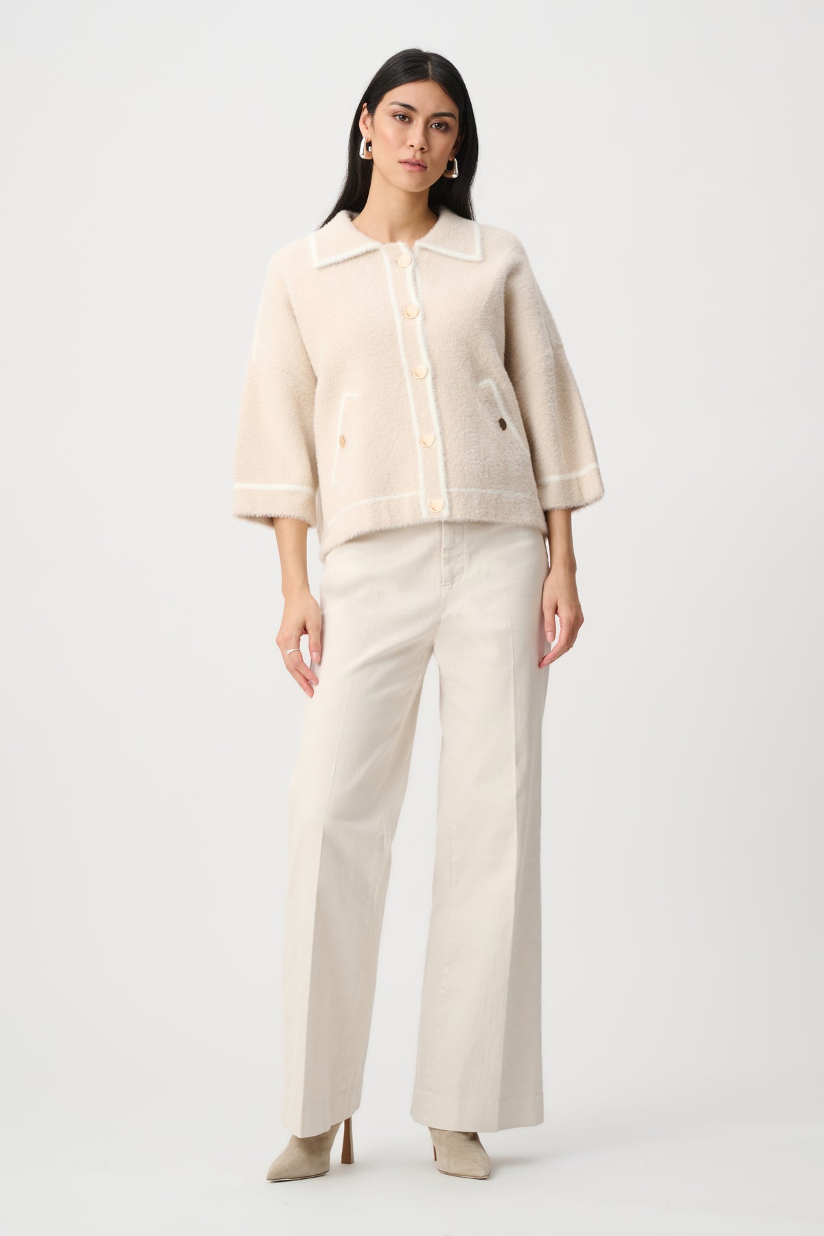 Chaqueta boxy de punto beige con blanco 263950
