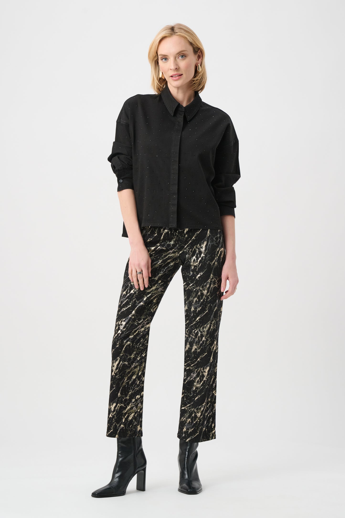 Blusa crop de mezclilla Featherweave con detalle de pedrería negro 263965