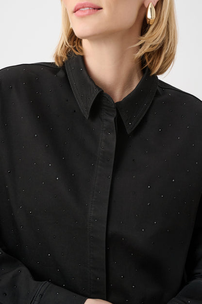 Blusa crop de mezclilla Featherweave con detalle de pedrería negro 263965