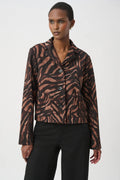 Chaqueta boxy animal print cafe con negro 264042