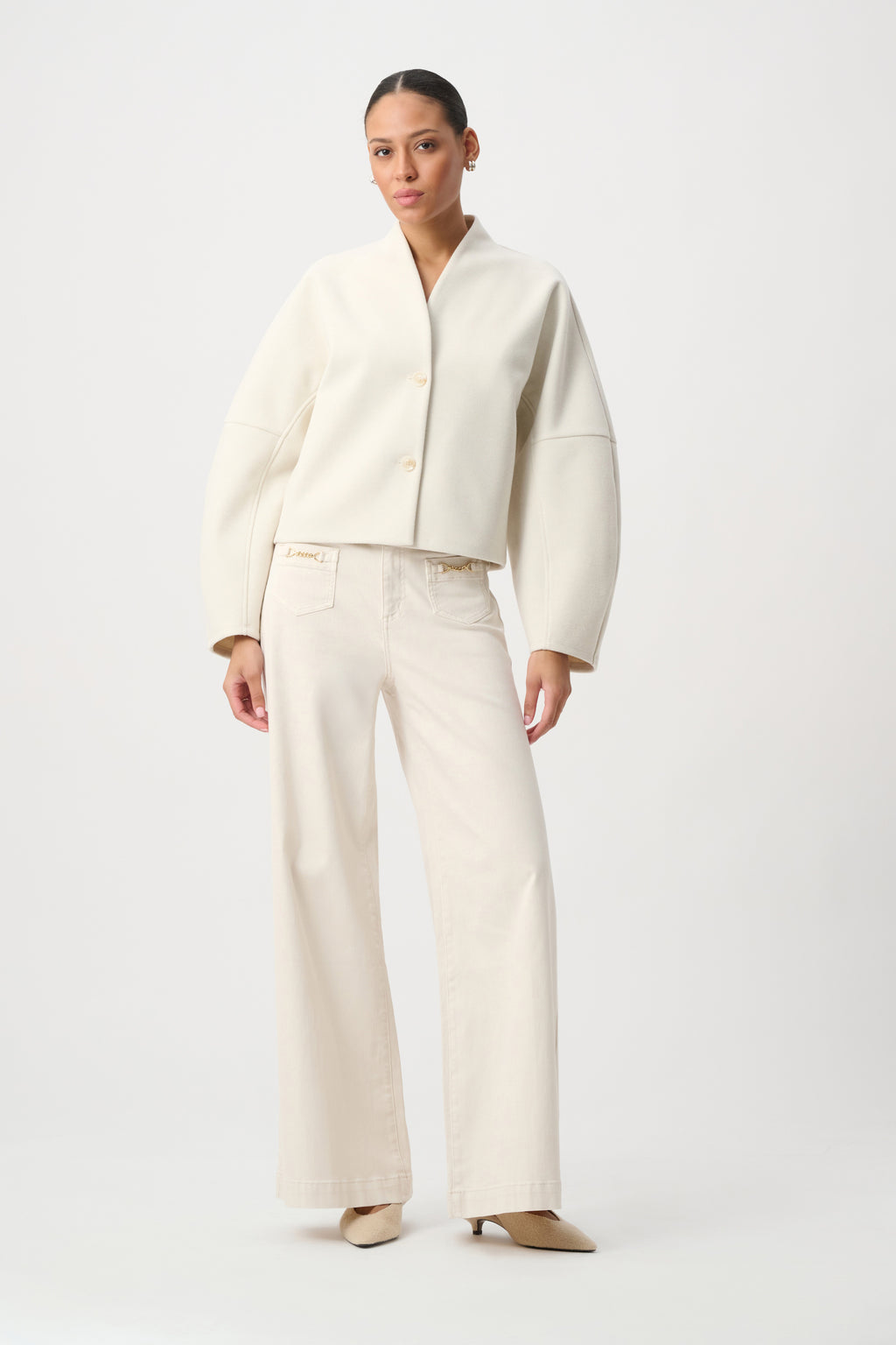Chaqueta boxy con cuello chal beige 264043