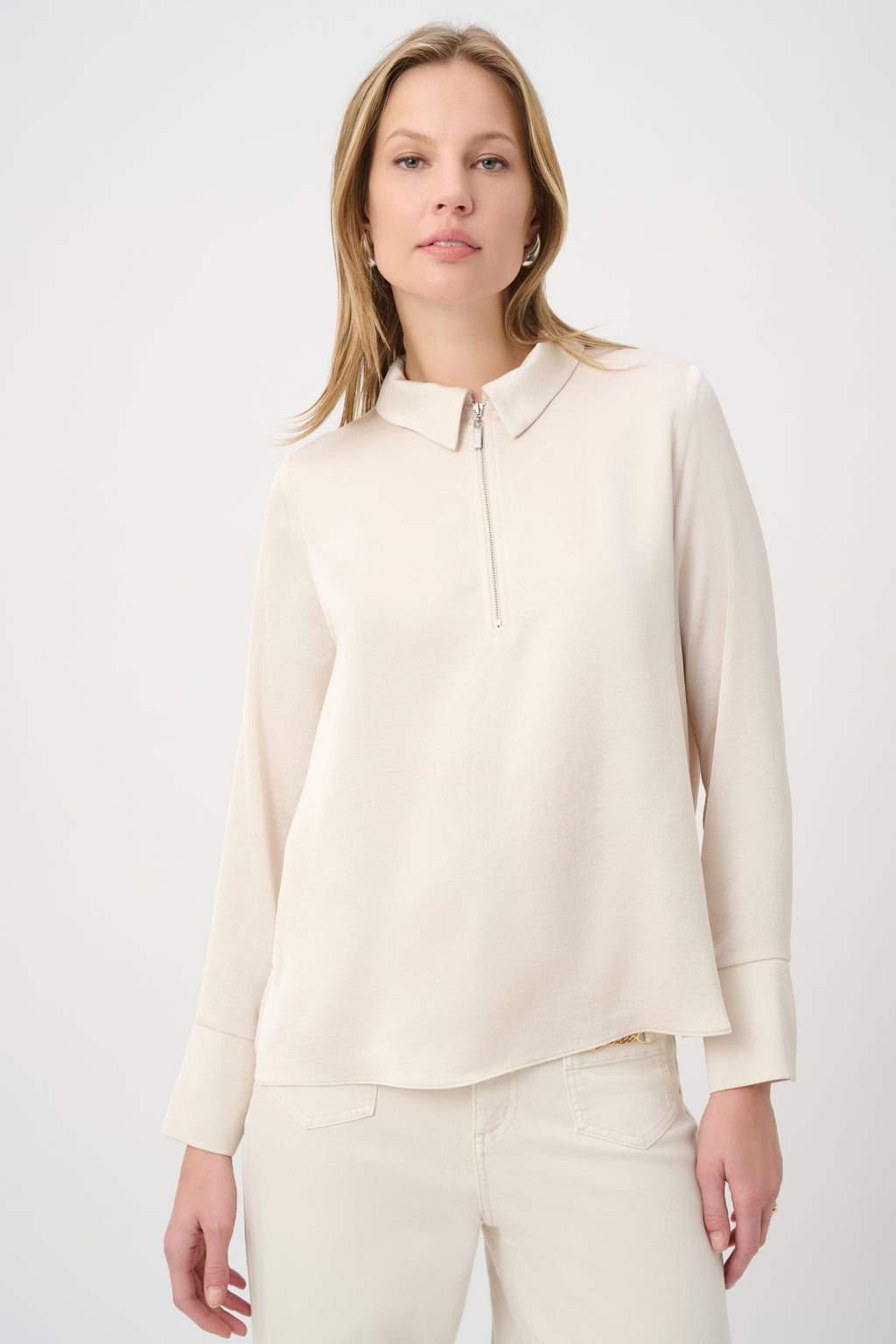 Top con cuello camisero beige 264050