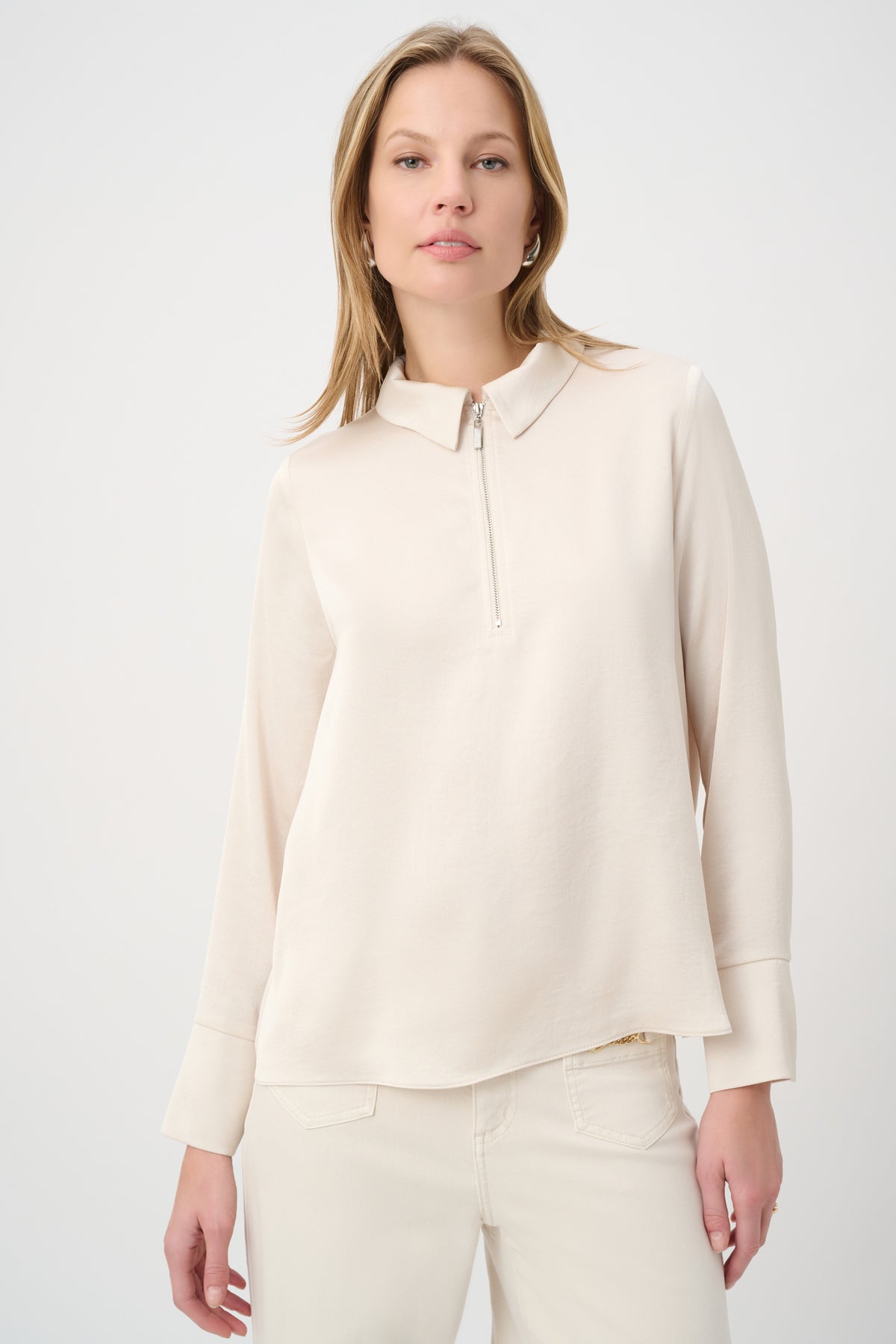 Top con cuello camisero beige 264050