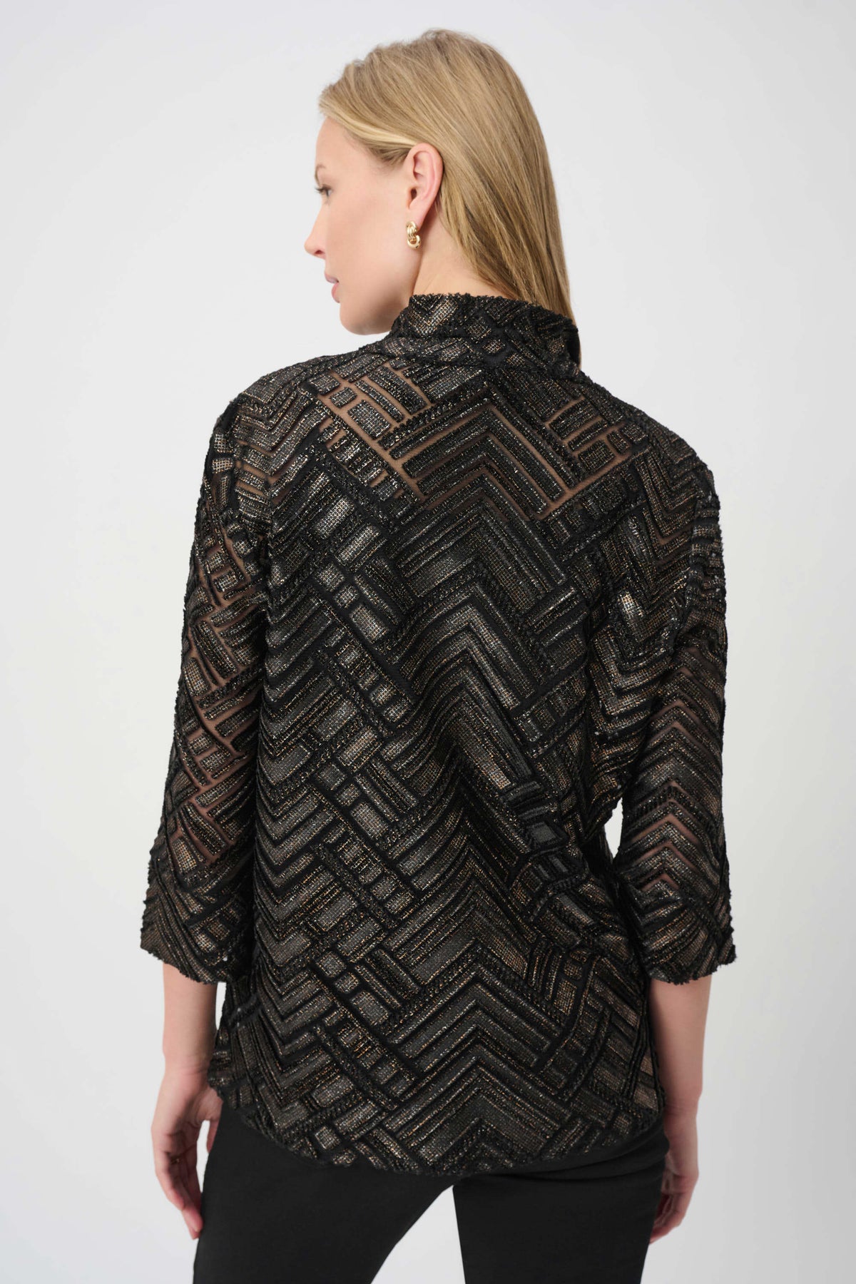 Túnica trapecio con textura negro y bronce 264104