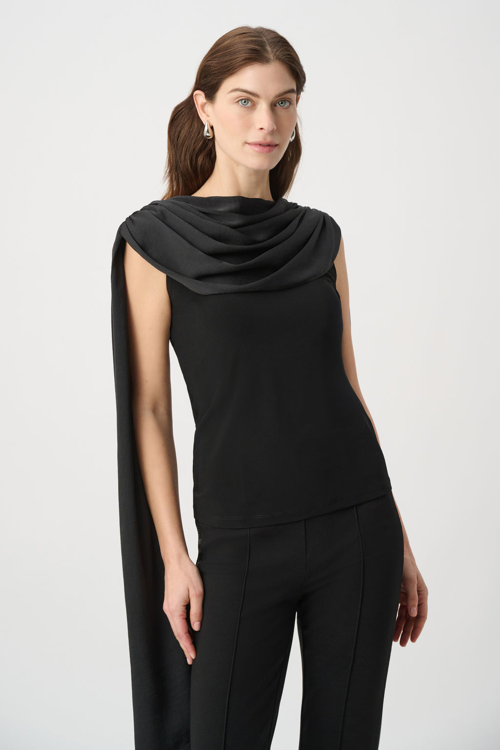 Blusa ajustada con cuello de pañuelo negro 264113