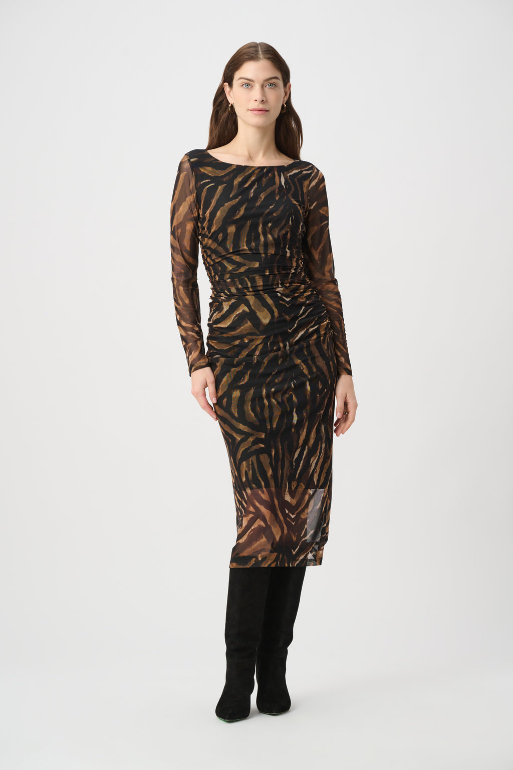 Vestido tubo con estampado animal print café con negro 264211