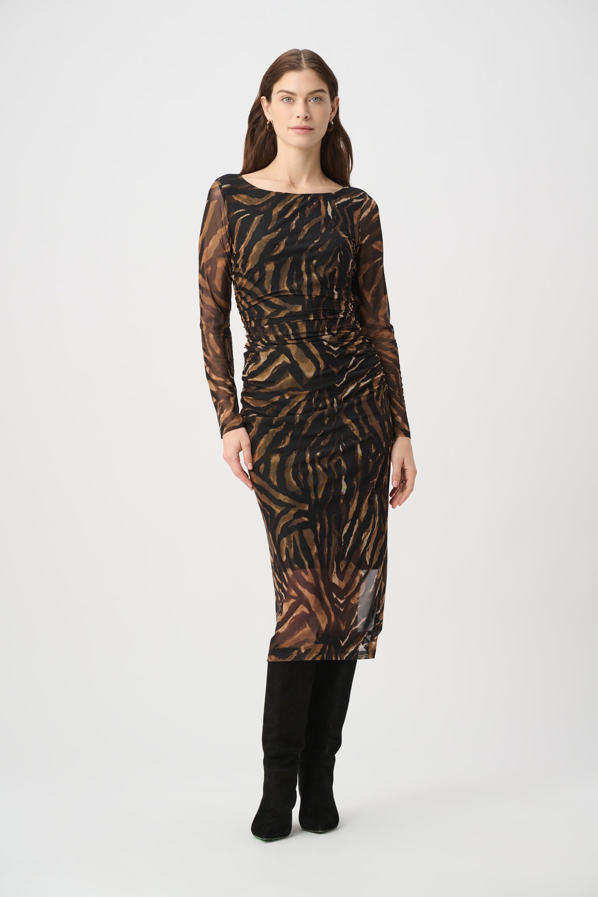 Vestido tubo con estampado animal print café con negro 264211