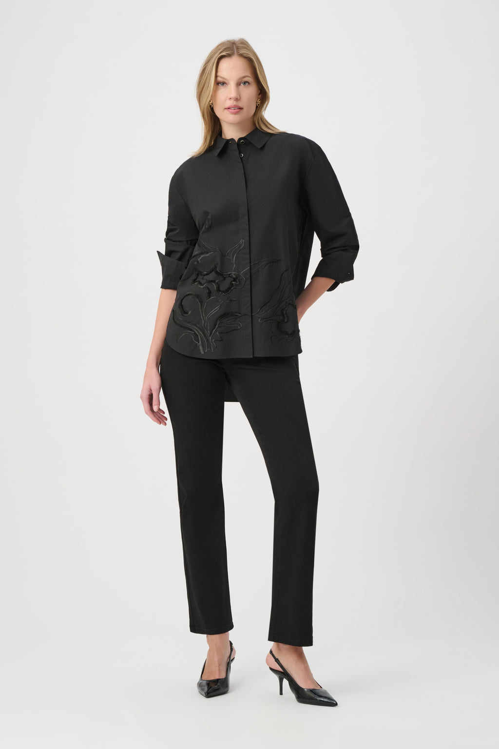 Blusa camisera bordada con botones negro 264904