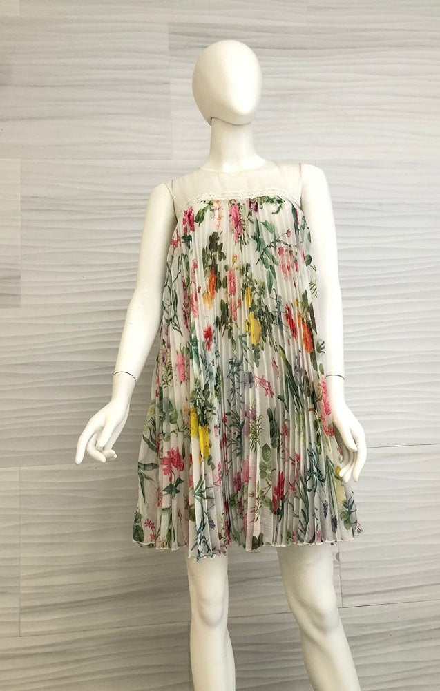 Vestido de gasa con estampado floral AVY17013