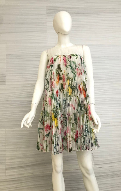 Vestido de gasa con estampado floral AVY17013