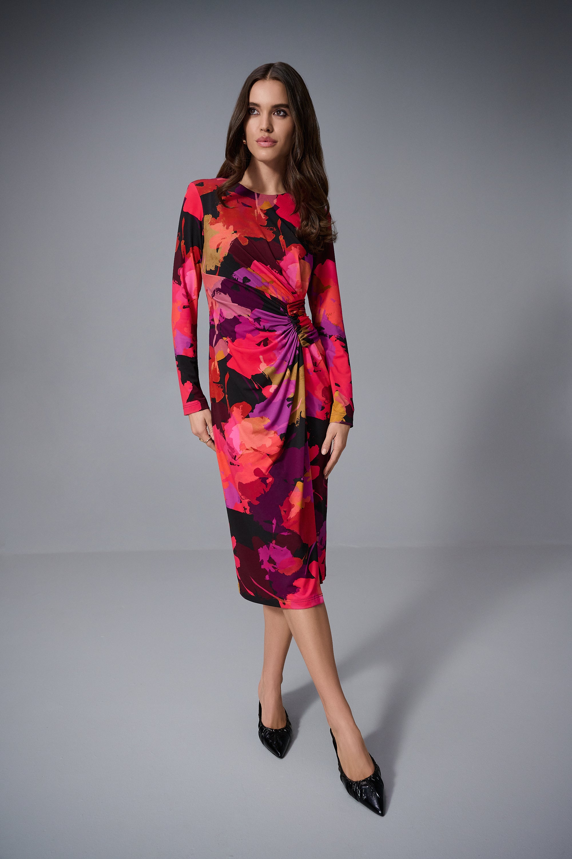 Vestido de tubo con estampado floral multicolor 253279