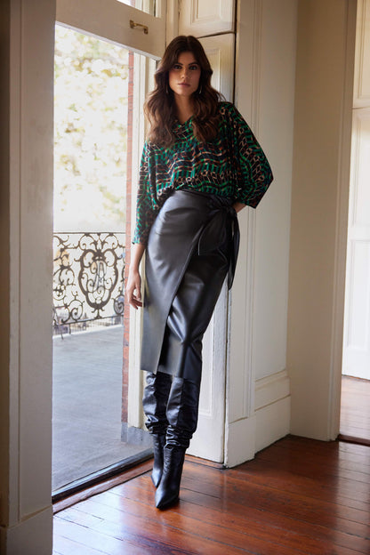 Falda de piel sintetica negra 233297