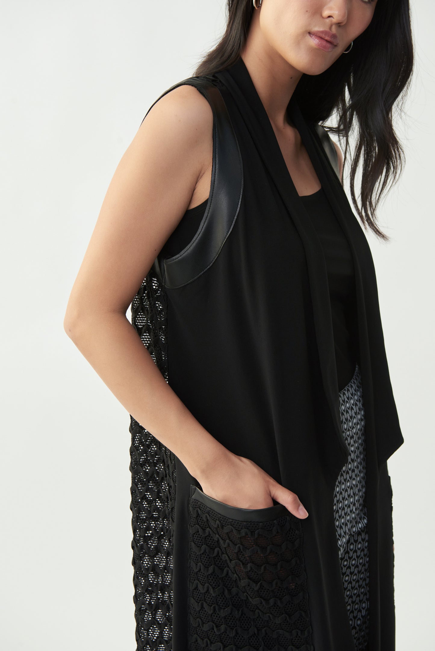 Chaleco negro 221088 Joseph Ribkoff