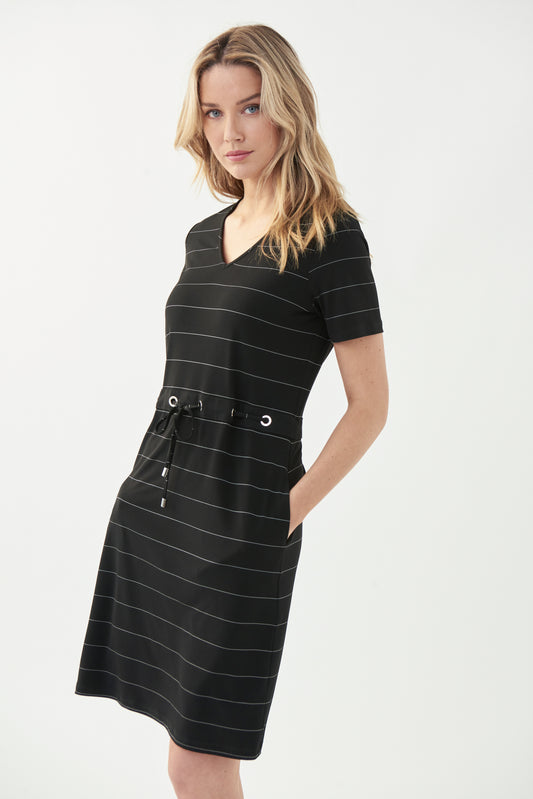 Vestido negro con líneas 221272