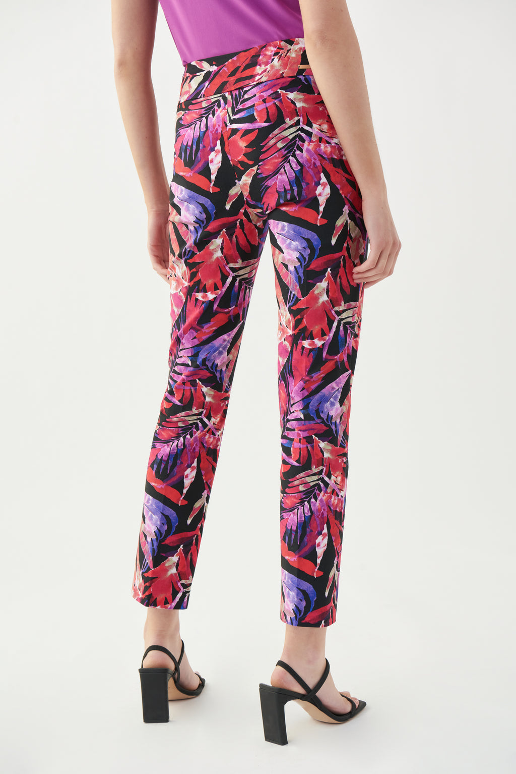 Pantalón estampado tropical 221325