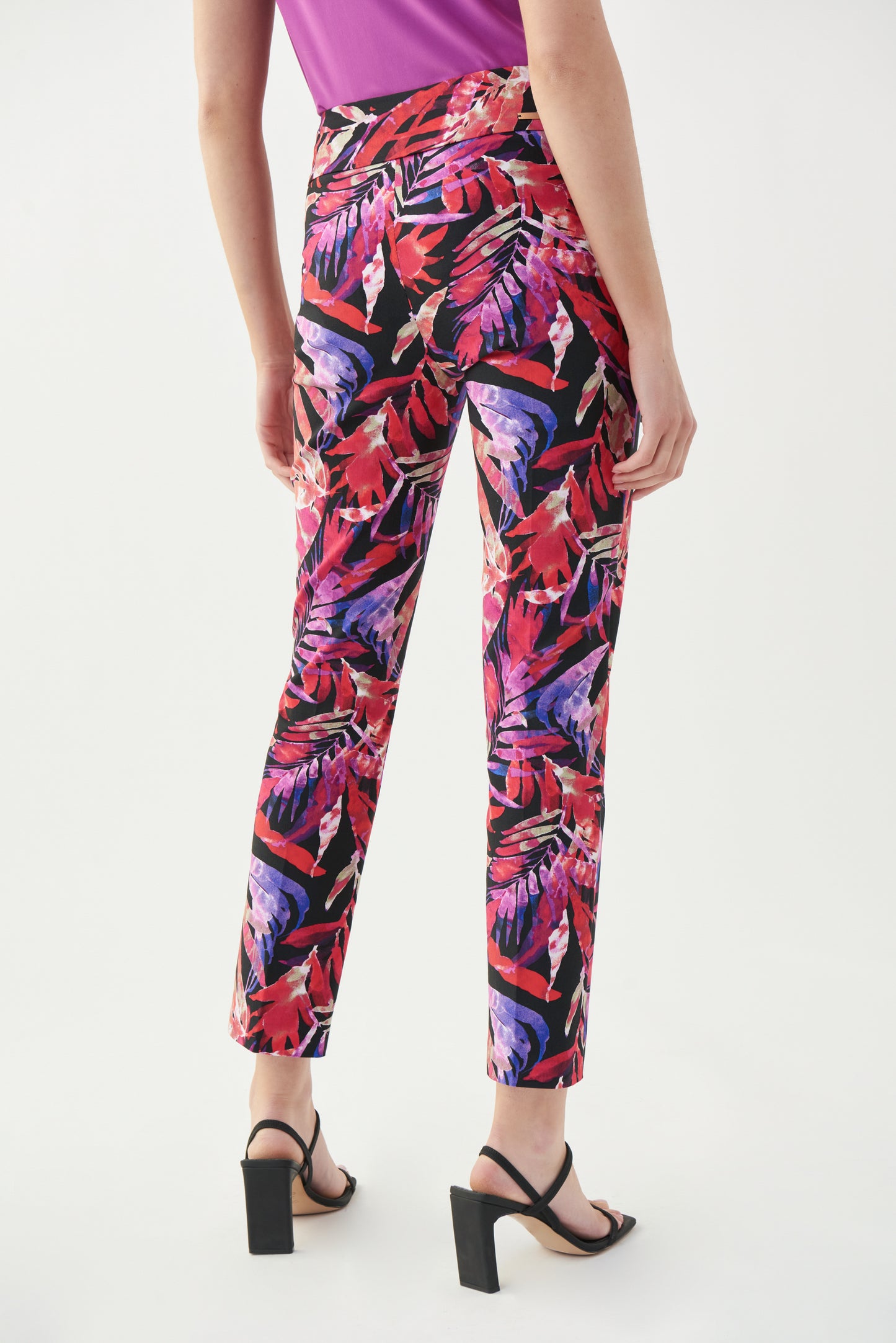 Pantalón estampado tropical 221325