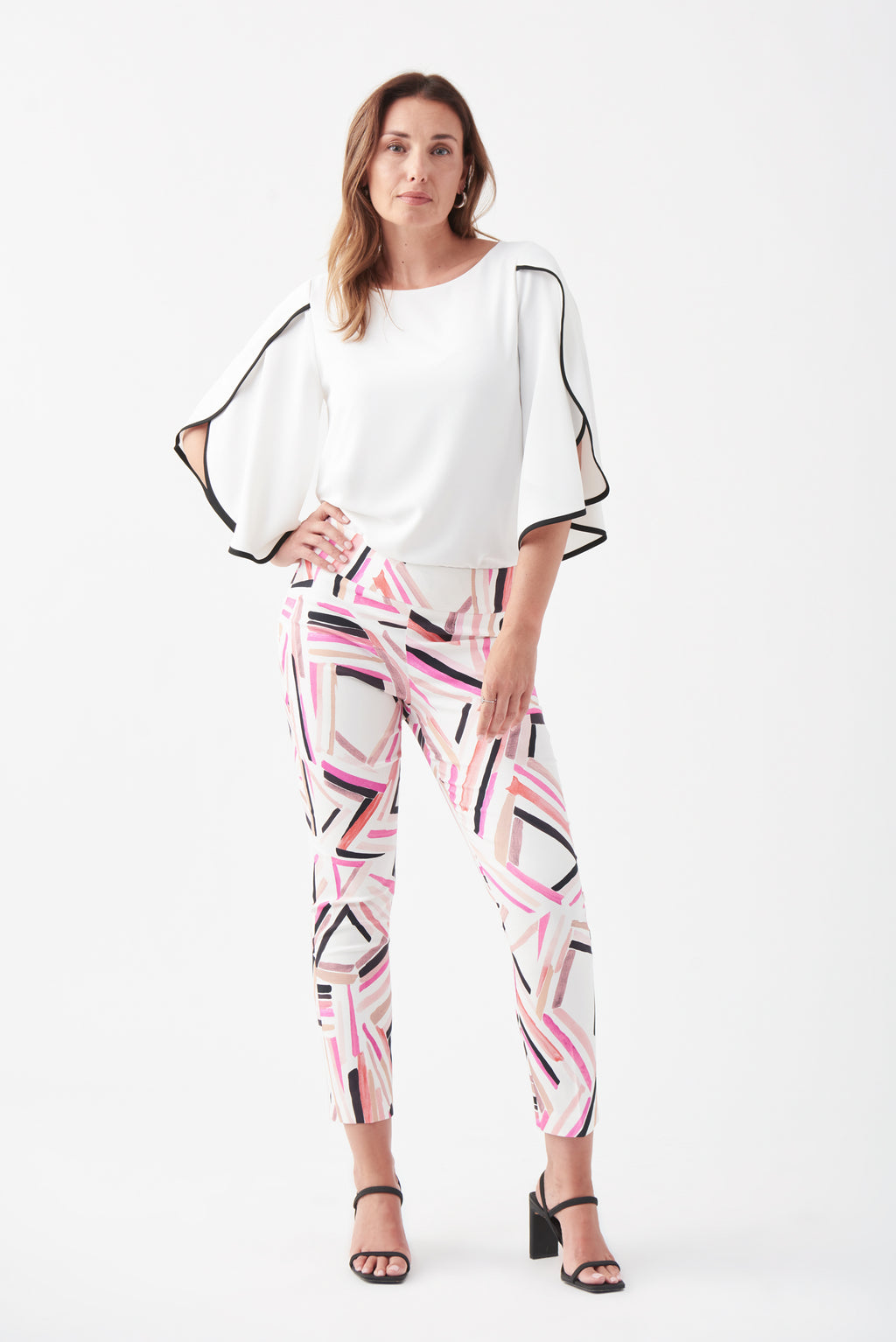 Pantalón capri estampado multicolor 221326
