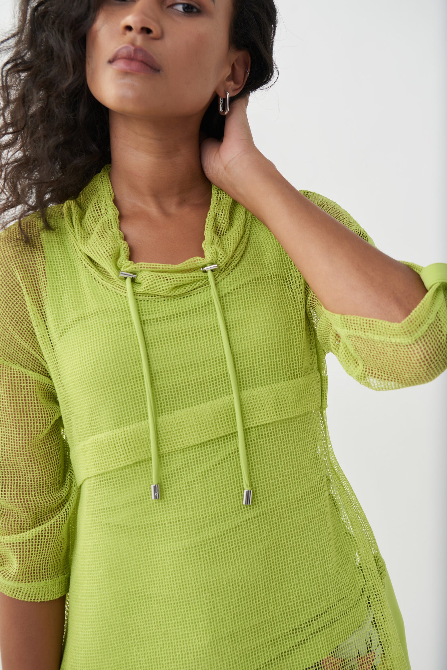 Blusón de red verde margarita 222024