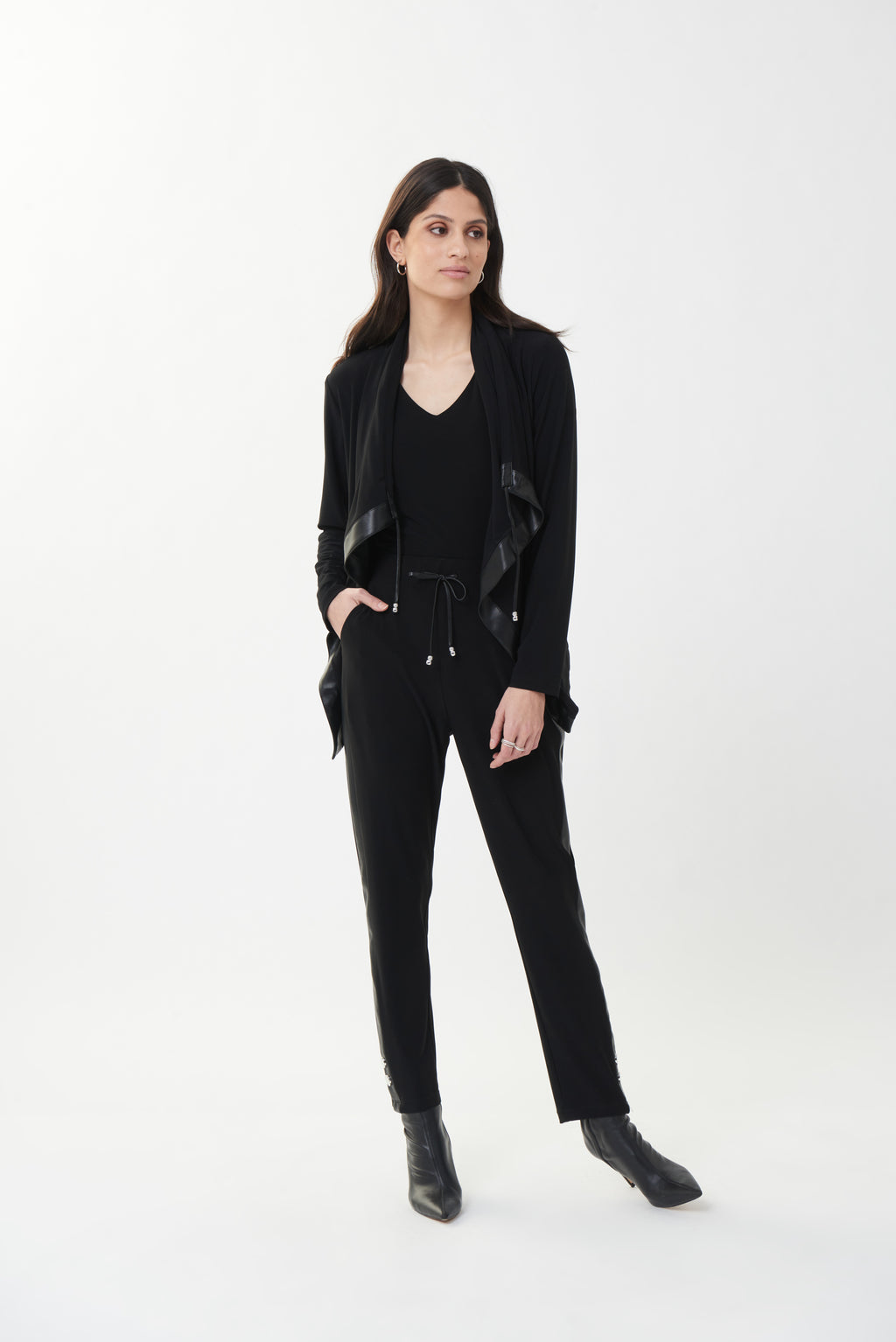 Cover up negro con eco piel 223091