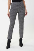 Pantalón 223219 negro estampado
