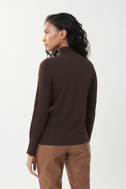 Sweater cuello alto café 223954