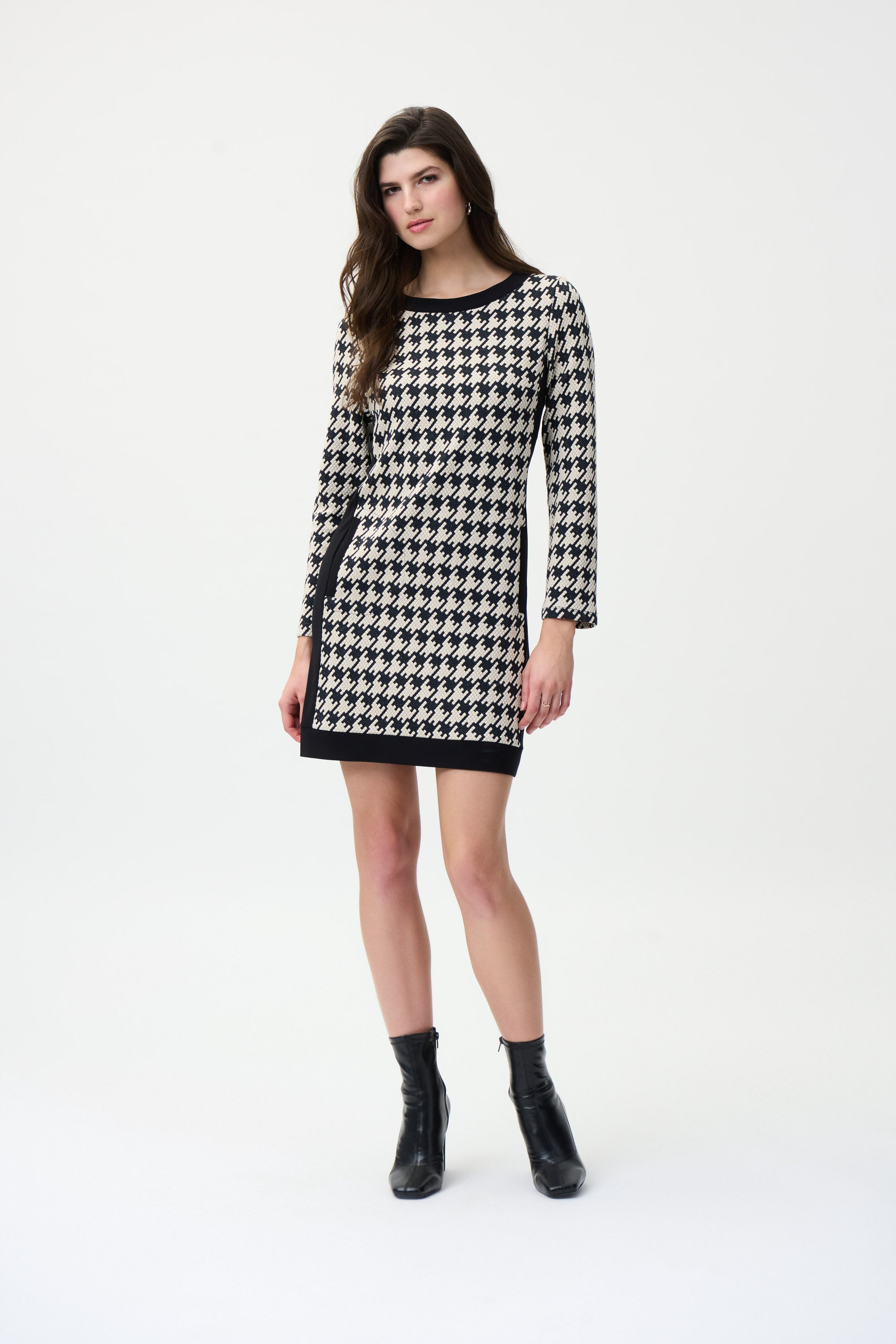 Vestido estampado beige y negro 224039