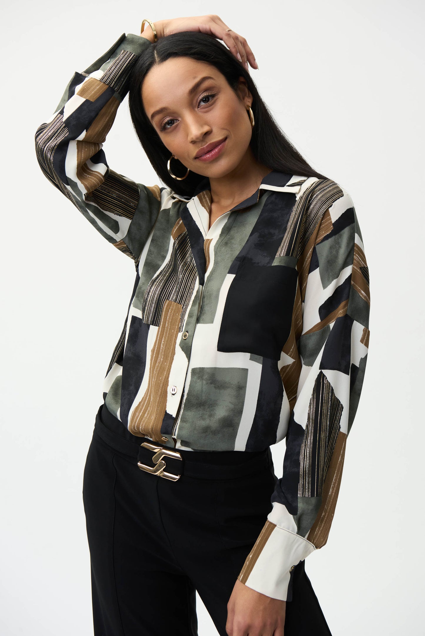 Blusa estampada olivo 224045