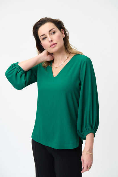 Blusa cuello "V" verde 224047