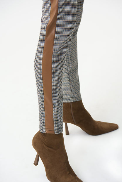 Pantalón beige con cuadros 224074