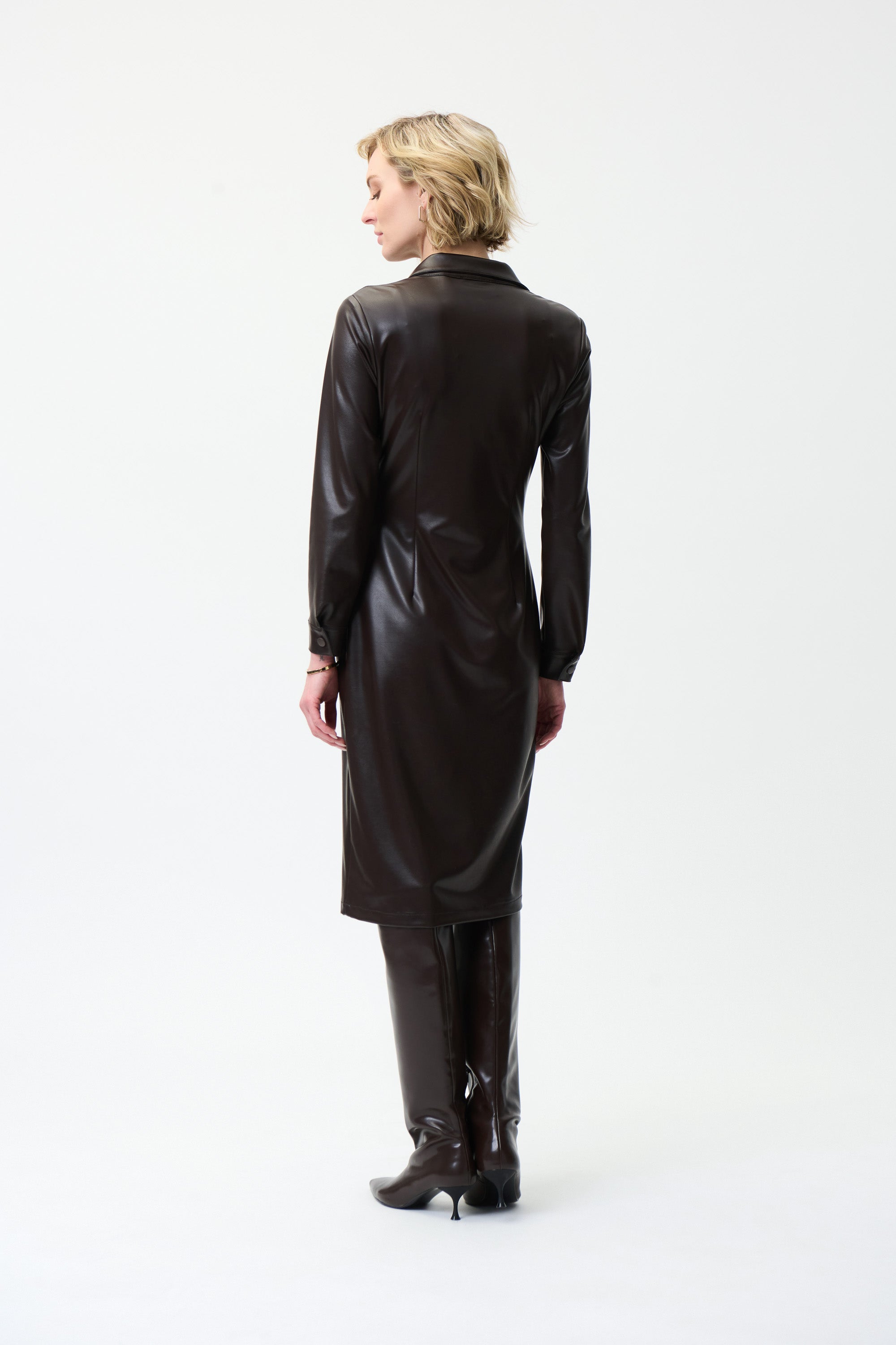 Vestido eco piel café 224097