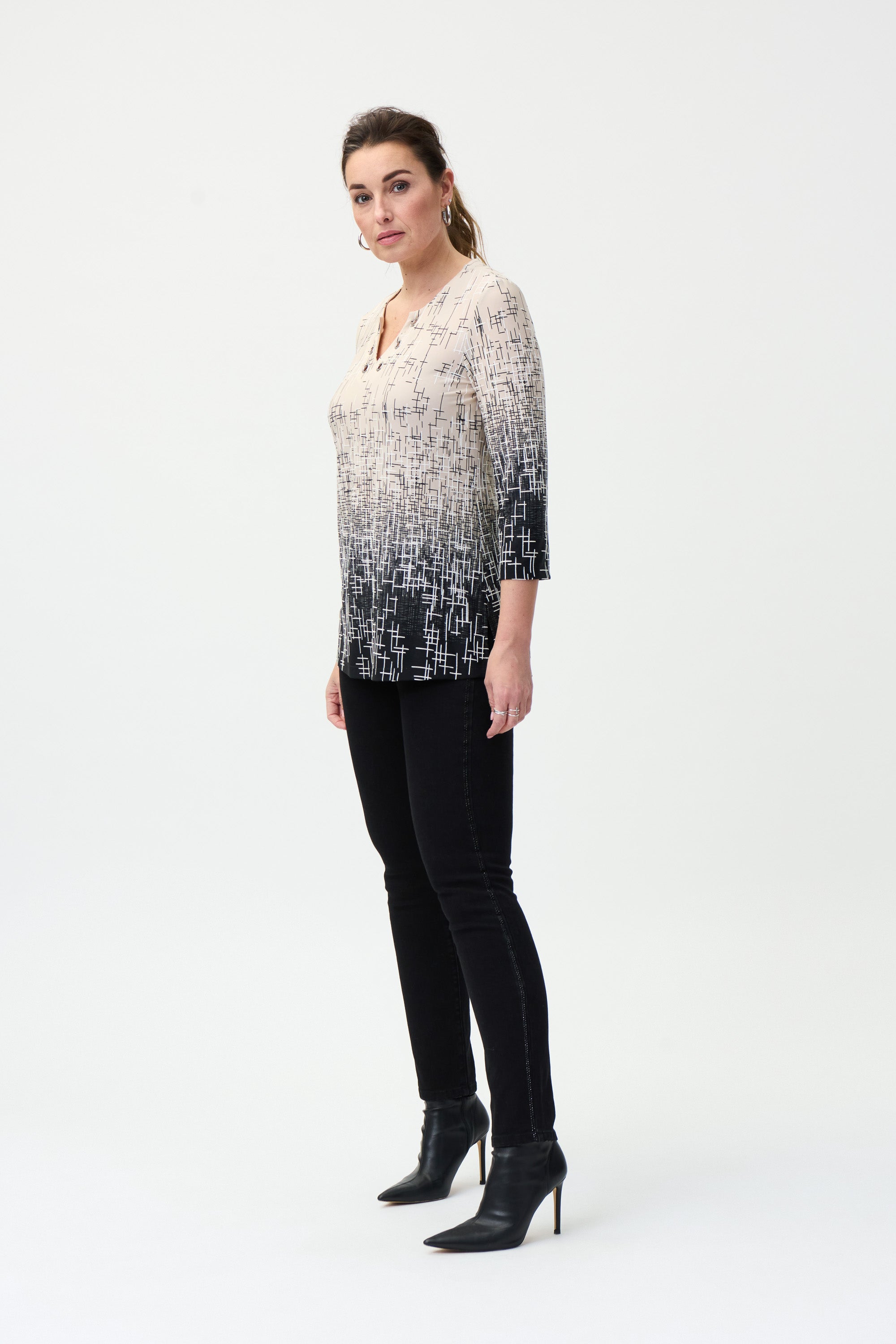 Blusa beige estampado 224183
