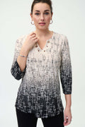 Blusa beige estampado 224183