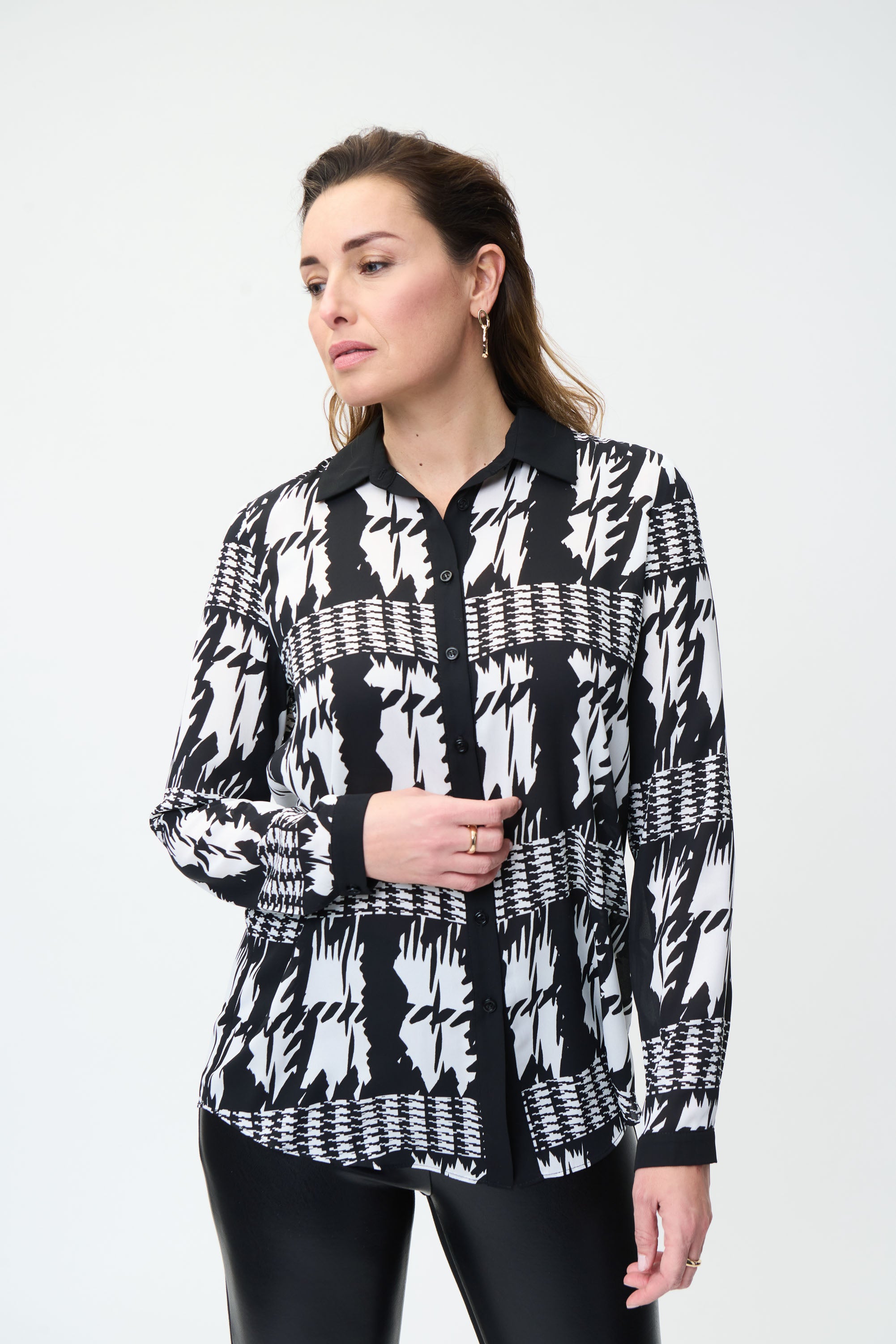 Blusa blanco y negro 224292